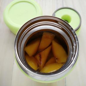 放置6小时。一杯健康的糖水黄桃便做好啦！