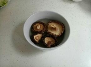 香菇泡水