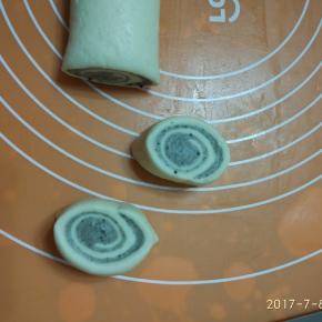 切成自己喜欢大小的剂子。