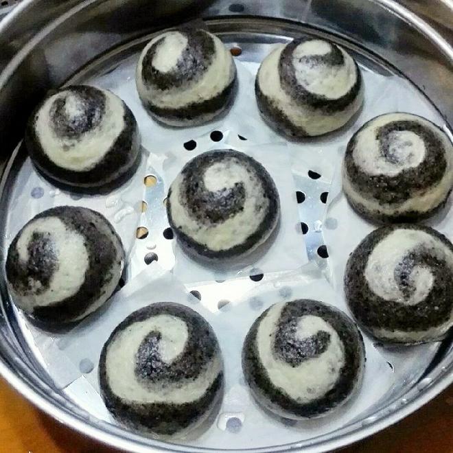 黑芝麻螺旋纹馒头