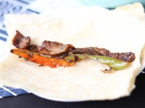 小炒肉卷煎饼，最美味了。