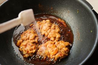 如果味道不够，就再加一点点盐。