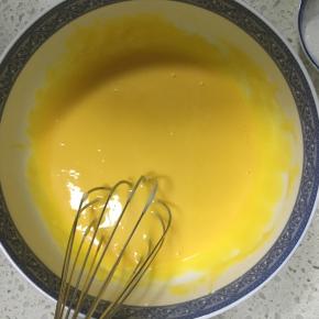 搅拌至完全均匀