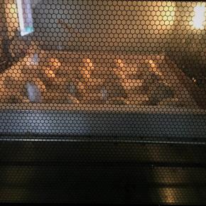 烤箱中层、160度预热，烤34分钟