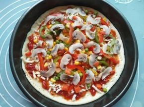 把馅料铺上