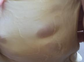 面团揉到可以拉出稍微薄的膜即可