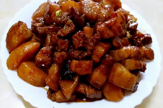 砂锅版红烧肉大不同