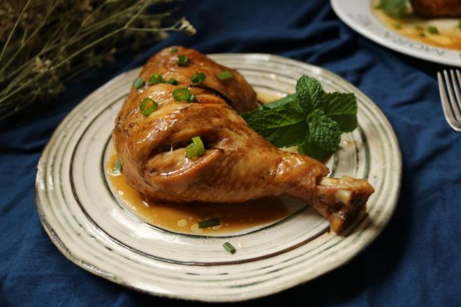 柠香葱油焗鸡腿