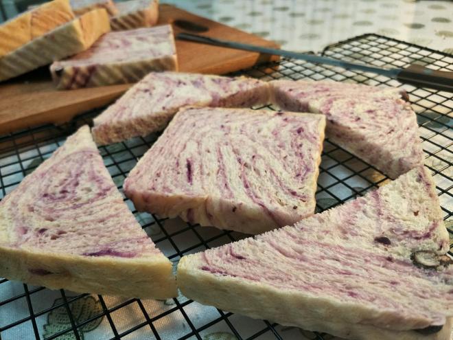 [一发]全麦乳清紫薯辫子土司