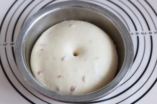 9.发酵至2-2.5倍大即可 手指戳洞不塌陷即可