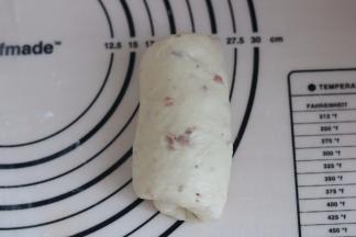 13. 翻面 很自然的卷起来