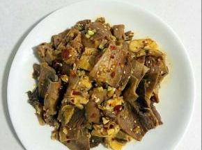 提前凉拌好的牛肉！
