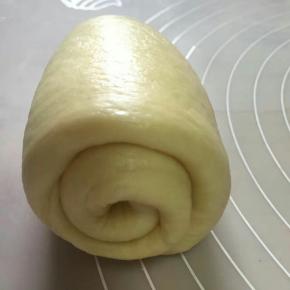 卷的大小一致，不要卷太厚，大约2圈半