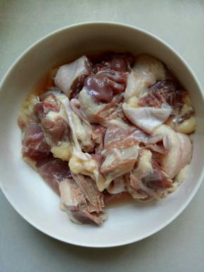 鸭腿切块