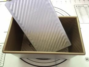 这次使用到的模具是法焙客的吐司模具