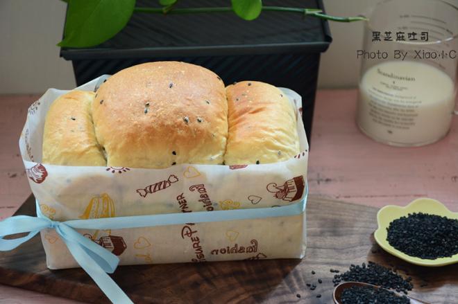 黑芝麻吐司