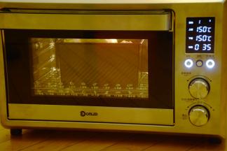 烤箱150度烘烤35分钟就可以啦。