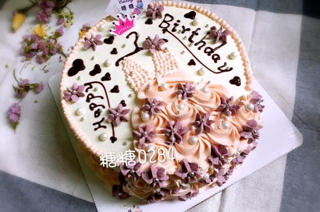 小花裙蛋糕