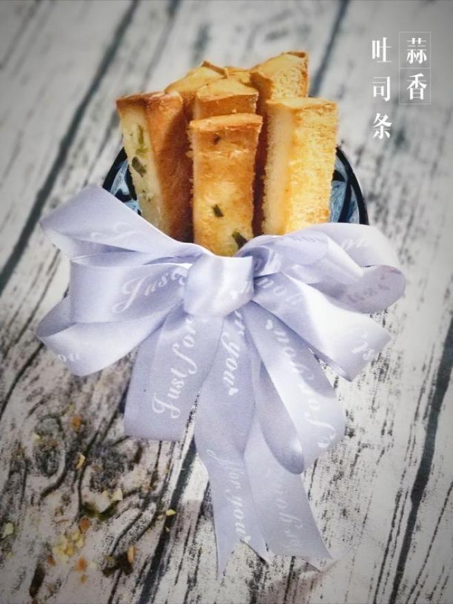 蒜香吐司条