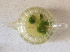 加入适量凉开水