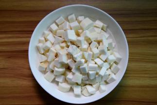 茭白切小丁
