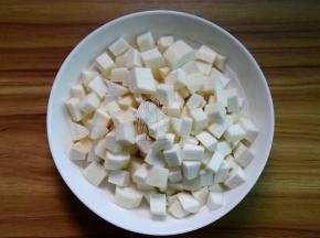 茭白切小丁