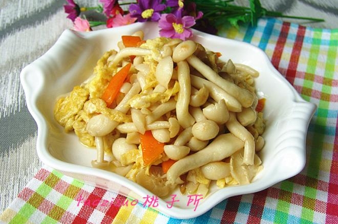 海鲜菇炒鸡蛋