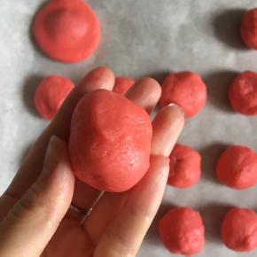 像包汤圆一样包好