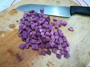 4. 紫薯切丁