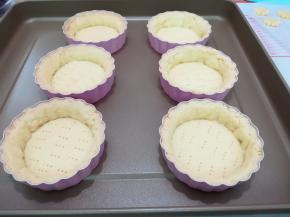 15. 饼皮出炉放至手温