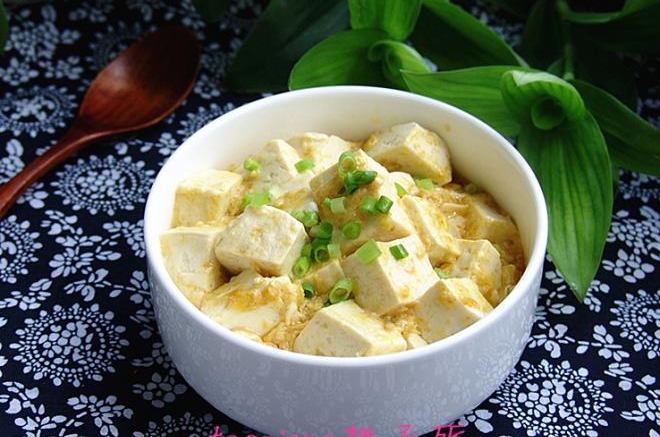 咸蛋黄焗豆腐
