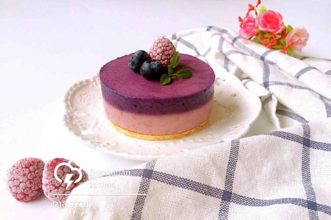 双莓慕斯蛋糕