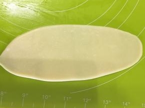 反过来擀成牛舌状