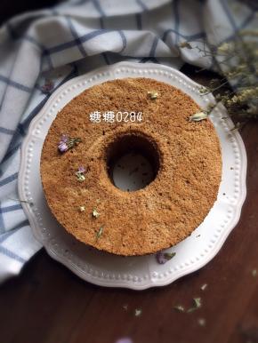 简单又不失味蕾的咖啡戚风蛋糕！