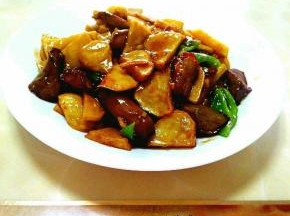 色香味俱全的晚餐。