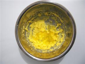 加入蛋液后打发均匀