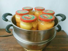 上锅蒸或者煮都可以，开锅12-15分钟。喜欢口感硬点的12分钟，喜欢软的15分钟即可(我为了拍照没盖锅盖，记得蒸或者煮的时候一定别忘了盖锅盖)