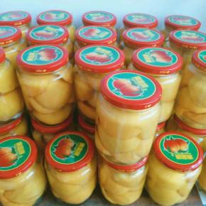 这只是我今年作品的一部分，因为没地方存放，所以只能到处搁。