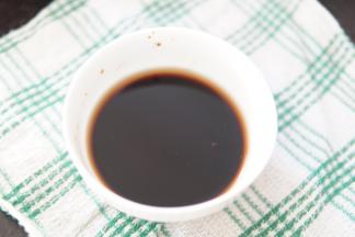 酱汁的所有材料混合备用