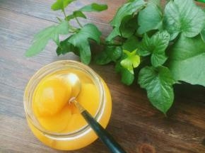 做好的罐头口感一般，放置一段时间更好吃，先吃一个去年做的解馋吧！