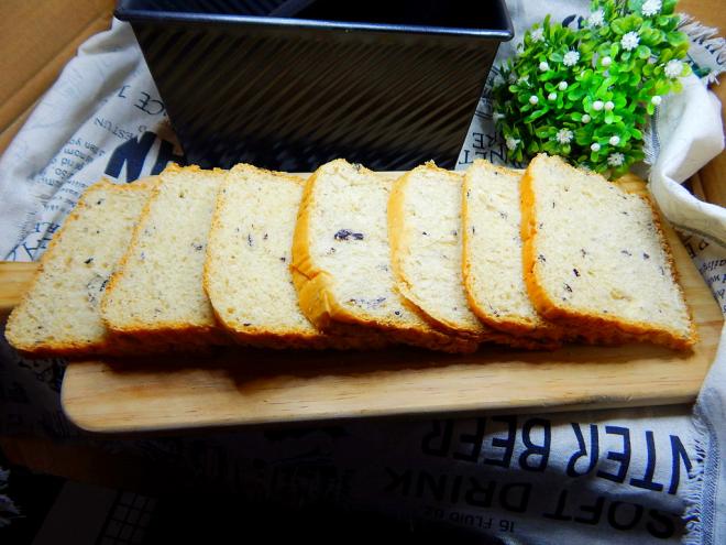 #学厨黑金刚吐司盒#葡萄干土司