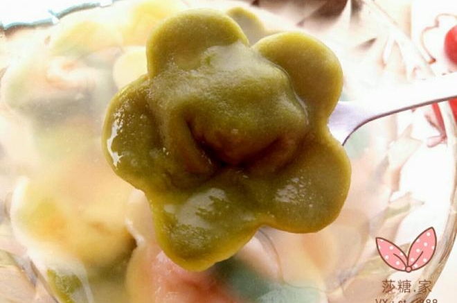 花朵虾仁小馄饨