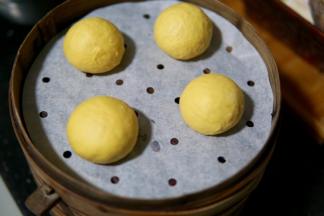 依次做好全部的馒头后静置10分钟