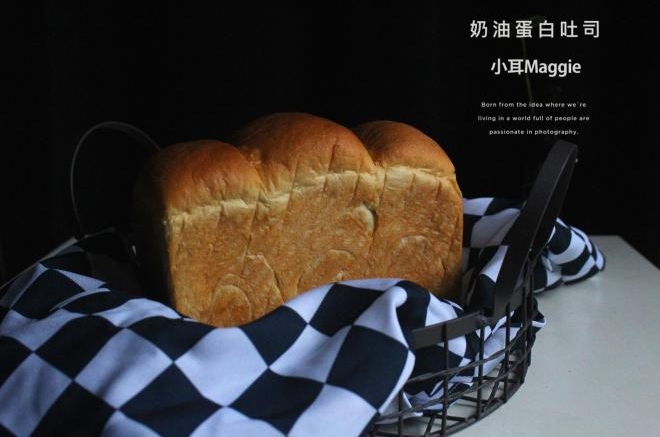 奶油蛋白吐司