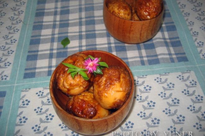 让白水煮蛋更好吃的方法----虎皮鸡蛋