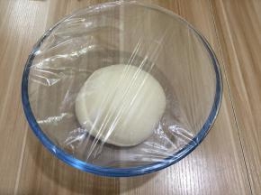 滚圆发酵至1.5倍大