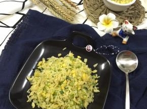 翡翠黄金炒饭出锅了