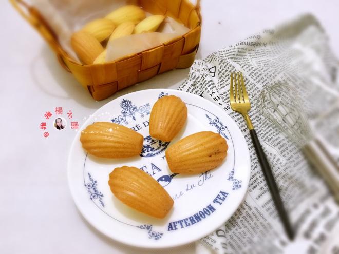 香草蔓越莓玛德琳