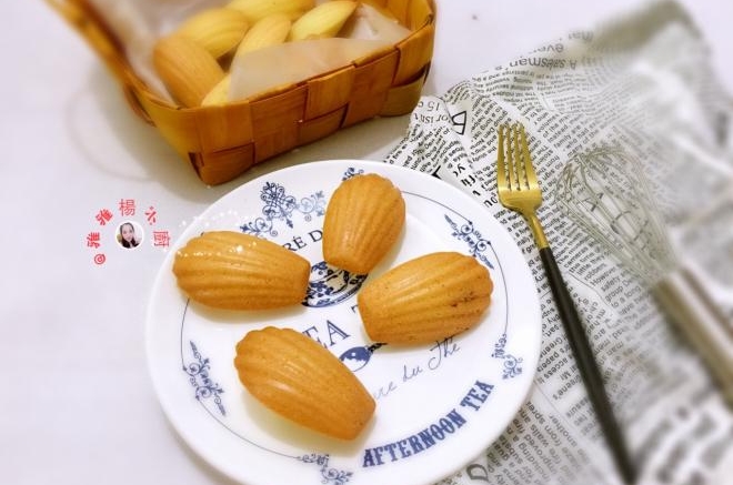 香草蔓越莓玛德琳