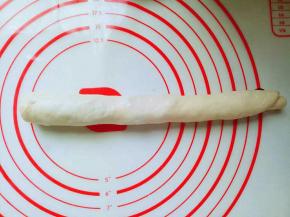 卷起来，如图。